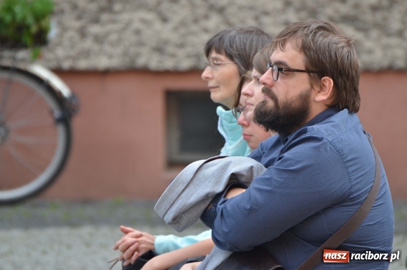 Zdjęcie w galerii na portalu naszraciborz.pl: XXVII Festiwal Spotkałem Pana. DZIEŃ PIERWSZY  wiadomości z regionu