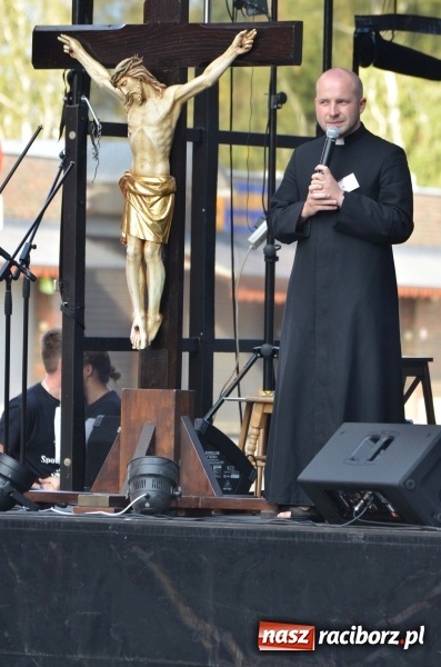 Zdjęcie w galerii na portalu naszraciborz.pl: XXVII Festiwal Spotkałem Pana. DZIEŃ PIERWSZY  wiadomości z regionu