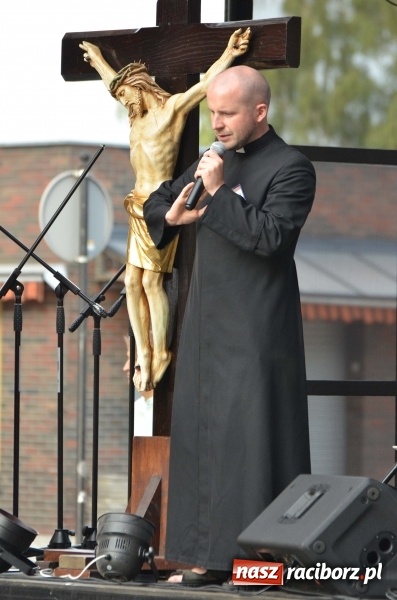 Zdjęcie w galerii na portalu naszraciborz.pl: XXVII Festiwal Spotkałem Pana. DZIEŃ PIERWSZY  wiadomości z regionu