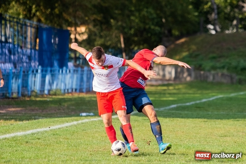 Zdjęcie w galerii na portalu naszraciborz.pl: Dobra passa Unitów trwa. MRKS Czechowice-Dziedzice pokonany wiadomości z regionu