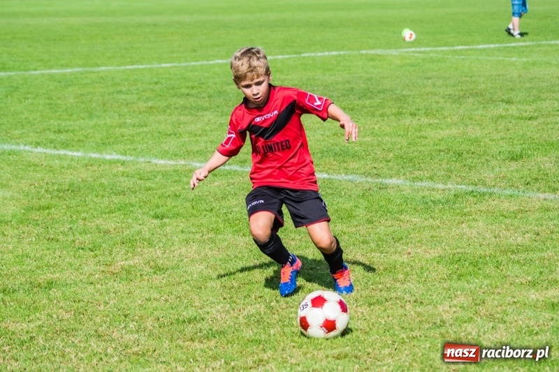 Zdjęcie w galerii na portalu naszraciborz.pl: Orliki młodsze: Mendel goli w starciu Rafako z AP United Rydułtowy wiadomości z regionu