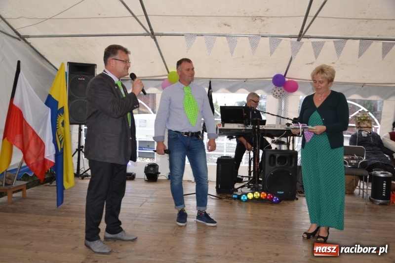 Zdjęcie w galerii na portalu naszraciborz.pl: Rokendrolowy Kartoffelfest w Bolesławiu  wiadomości z regionu