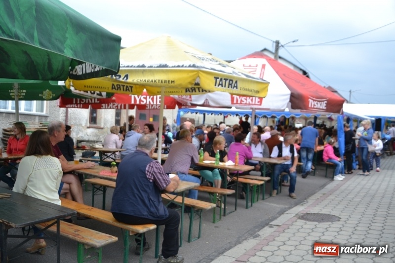 Zdjęcie w galerii na portalu naszraciborz.pl: Rokendrolowy Kartoffelfest w Bolesławiu  wiadomości z regionu