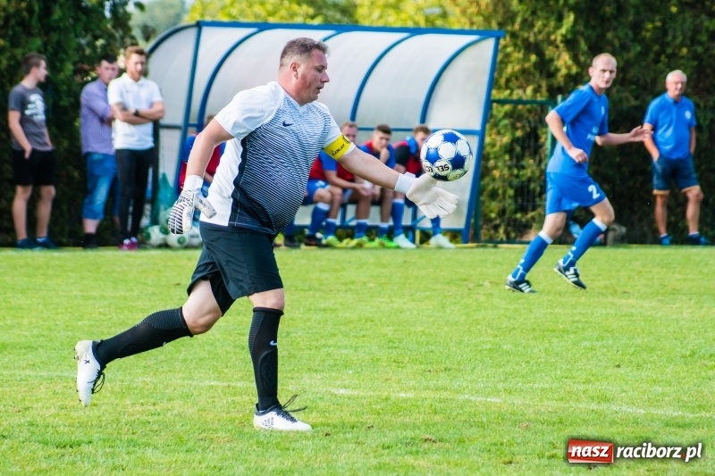 Zdjęcie w galerii na portalu naszraciborz.pl: Najlepsza defensywa nie dała rady. Odra Nieboczowy z kompletem punktów w Markowicach wiadomości z regionu