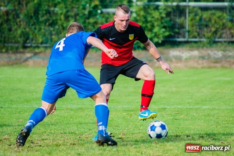 Zdjęcie w galerii na portalu naszraciborz.pl: Najlepsza defensywa nie dała rady. Odra Nieboczowy z kompletem punktów w Markowicach wiadomości z regionu