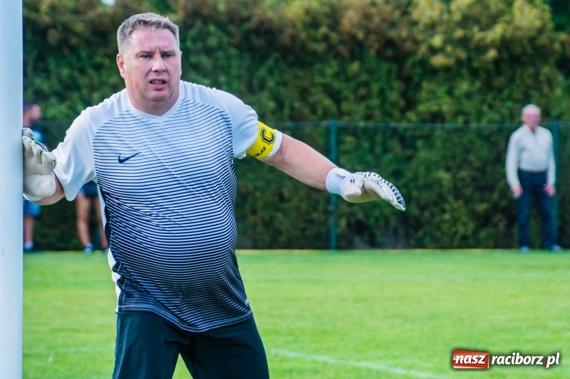 Zdjęcie w galerii na portalu naszraciborz.pl: Najlepsza defensywa nie dała rady. Odra Nieboczowy z kompletem punktów w Markowicach wiadomości z regionu