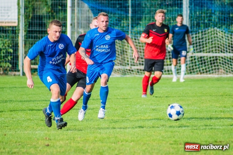 Zdjęcie w galerii na portalu naszraciborz.pl: Najlepsza defensywa nie dała rady. Odra Nieboczowy z kompletem punktów w Markowicach wiadomości z regionu