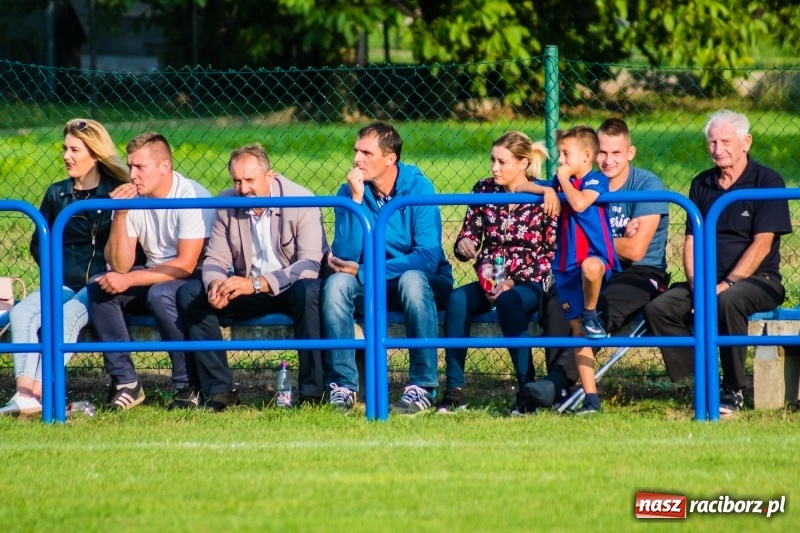 Zdjęcie w galerii na portalu naszraciborz.pl: Najlepsza defensywa nie dała rady. Odra Nieboczowy z kompletem punktów w Markowicach wiadomości z regionu