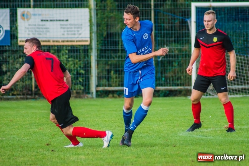 Zdjęcie w galerii na portalu naszraciborz.pl: Najlepsza defensywa nie dała rady. Odra Nieboczowy z kompletem punktów w Markowicach wiadomości z regionu