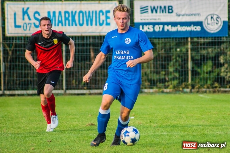 Zdjęcie w galerii na portalu naszraciborz.pl: Najlepsza defensywa nie dała rady. Odra Nieboczowy z kompletem punktów w Markowicach wiadomości z regionu