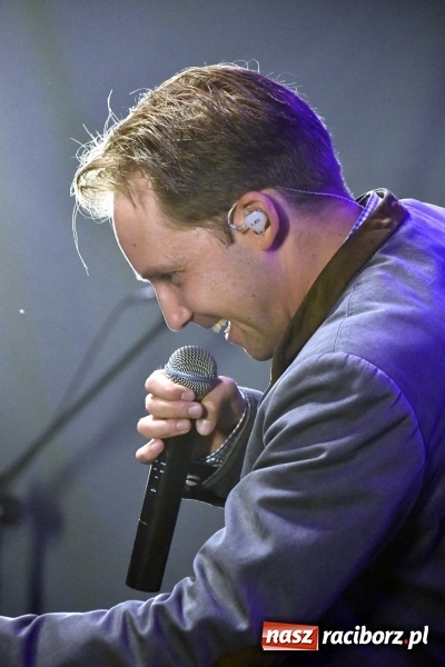 Zdjęcie w galerii na portalu naszraciborz.pl: Toby z Monachium porwał publiczność szymocickiego Oktoberfestu wiadomości z regionu