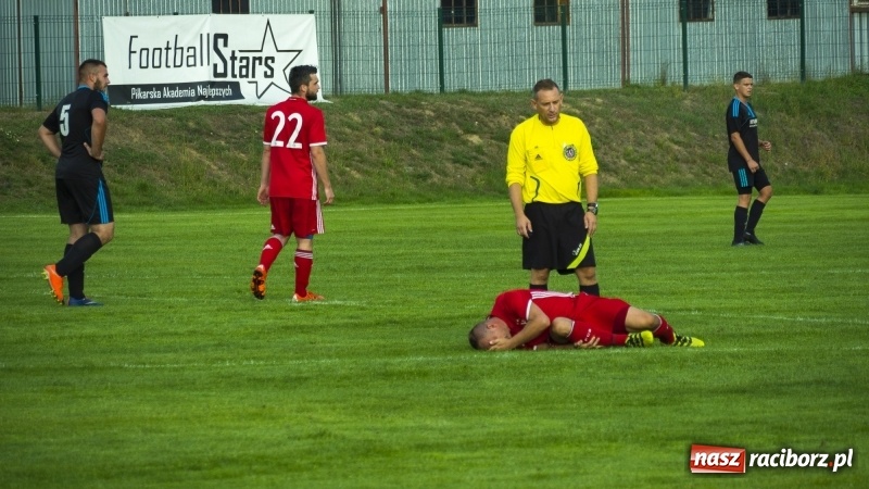 Zdjęcie w galerii na portalu naszraciborz.pl: Rollercoaster w Raszczycach. Kobyla z kompletem punktów wiadomości z regionu