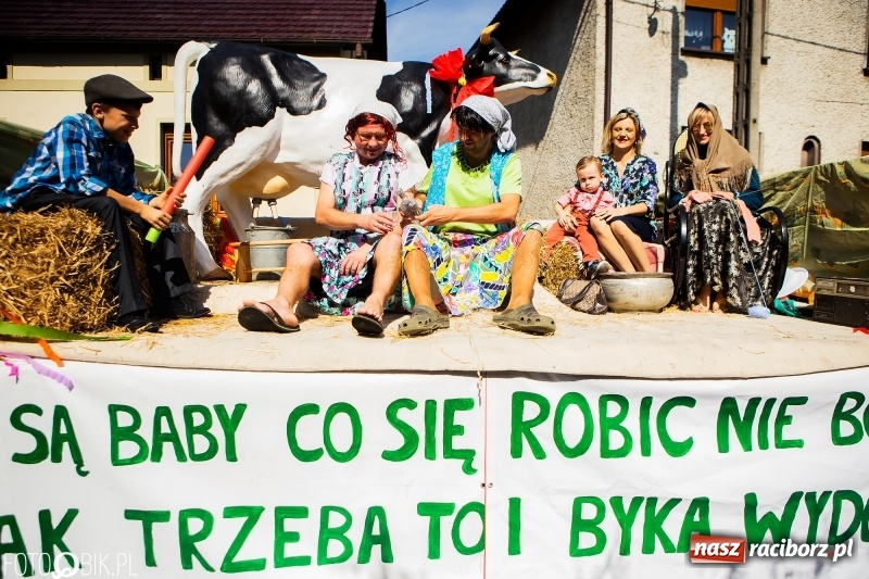 Zdjęcie w galerii na portalu naszraciborz.pl: Dożynki 2018. Dziś świętuje Racibórz. Barwny korowód od Sudoła do Studziennej WIDEO wiadomości z regionu