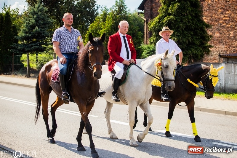 Zdjęcie w galerii na portalu naszraciborz.pl: Dożynki 2018. Dziś świętuje Racibórz. Barwny korowód od Sudoła do Studziennej WIDEO wiadomości z regionu