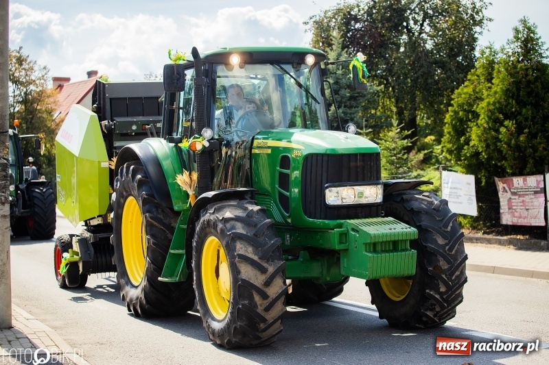 Zdjęcie w galerii na portalu naszraciborz.pl: Dożynki 2018. Dziś świętuje Racibórz. Barwny korowód od Sudoła do Studziennej WIDEO wiadomości z regionu