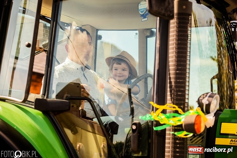 Zdjęcie w galerii na portalu naszraciborz.pl: Dożynki 2018. Dziś świętuje Racibórz. Barwny korowód od Sudoła do Studziennej WIDEO wiadomości z regionu