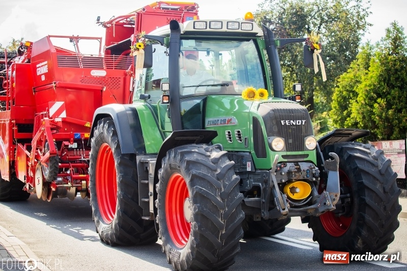 Zdjęcie w galerii na portalu naszraciborz.pl: Dożynki 2018. Dziś świętuje Racibórz. Barwny korowód od Sudoła do Studziennej WIDEO wiadomości z regionu