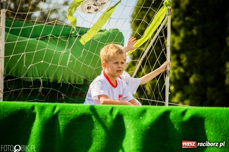 Zdjęcie w galerii na portalu naszraciborz.pl: Dożynki 2018. Dziś świętuje Racibórz. Barwny korowód od Sudoła do Studziennej WIDEO wiadomości z regionu