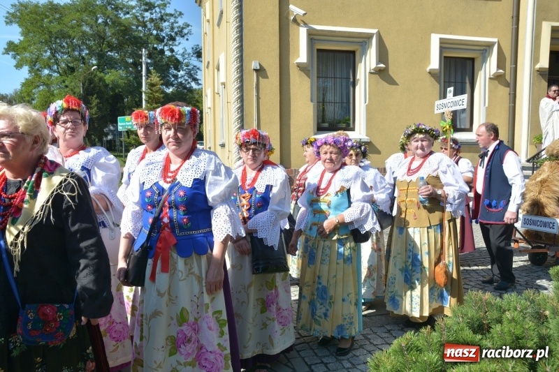Zdjęcie w galerii na portalu naszraciborz.pl: Diecezja gliwicka dziękuje za plony w Rudach  wiadomości z regionu