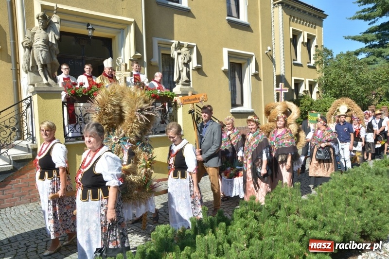 Zdjęcie w galerii na portalu naszraciborz.pl: Diecezja gliwicka dziękuje za plony w Rudach  wiadomości z regionu