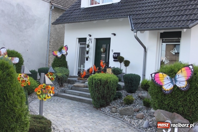 Zdjęcie w galerii na portalu naszraciborz.pl: Wieś ustrojona, do drogi gotowi. Jubileuszowe dożynki w Pawłowie  wiadomości z regionu