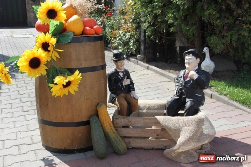 Zdjęcie w galerii na portalu naszraciborz.pl: Wieś ustrojona, do drogi gotowi. Jubileuszowe dożynki w Pawłowie  wiadomości z regionu