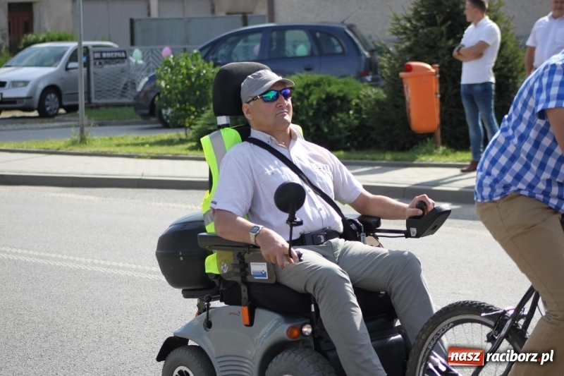 Zdjęcie w galerii na portalu naszraciborz.pl: Wieś ustrojona, do drogi gotowi. Jubileuszowe dożynki w Pawłowie  wiadomości z regionu