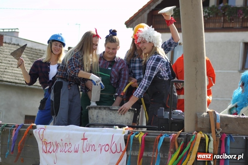 Zdjęcie w galerii na portalu naszraciborz.pl: Wieś ustrojona, do drogi gotowi. Jubileuszowe dożynki w Pawłowie  wiadomości z regionu