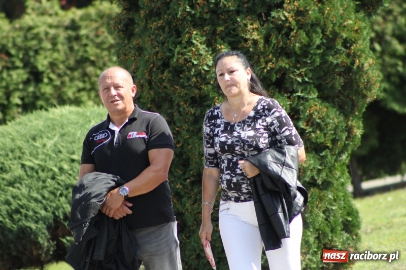 Zdjęcie w galerii na portalu naszraciborz.pl: Wieś ustrojona, do drogi gotowi. Jubileuszowe dożynki w Pawłowie  wiadomości z regionu