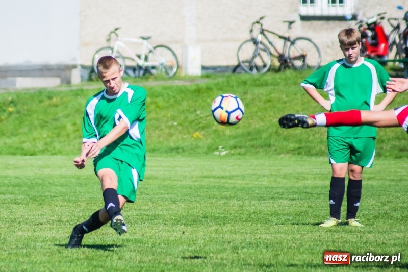 Zdjęcie w galerii na portalu naszraciborz.pl: Juniorskie derby Raciborza dla Brzezia wiadomości z regionu