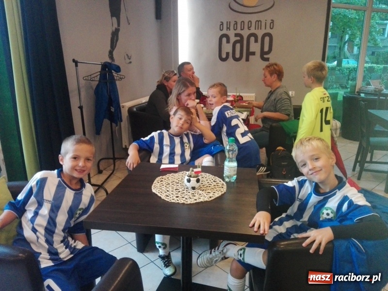 Zdjęcie w galerii na portalu naszraciborz.pl: LKS Tworków na międzynarodowym turnieju Akademia Cup w Tychach wiadomości z regionu