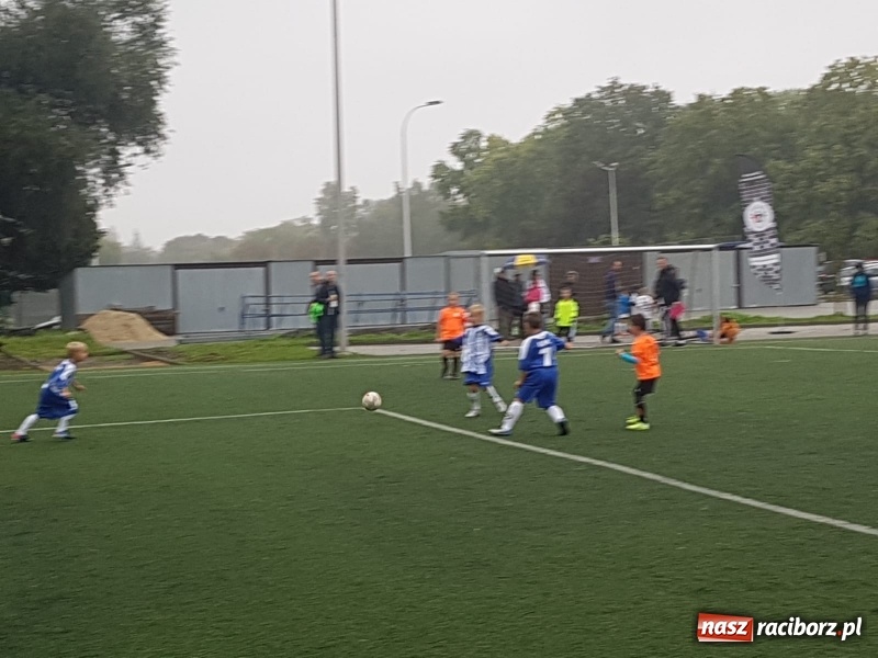 Zdjęcie w galerii na portalu naszraciborz.pl: LKS Tworków na międzynarodowym turnieju Akademia Cup w Tychach wiadomości z regionu