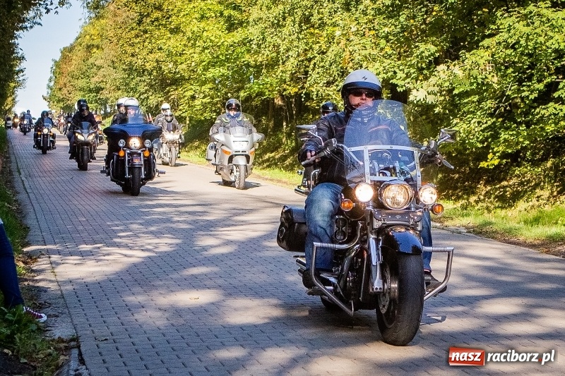 Zdjęcie w galerii na portalu naszraciborz.pl: Motocyklowe Nieszpory Dziękczynne w Pietrowicach Wielkich wiadomości z regionu
