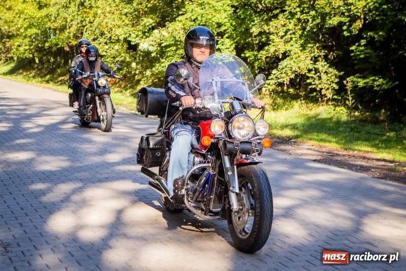 Zdjęcie w galerii na portalu naszraciborz.pl: Motocyklowe Nieszpory Dziękczynne w Pietrowicach Wielkich wiadomości z regionu