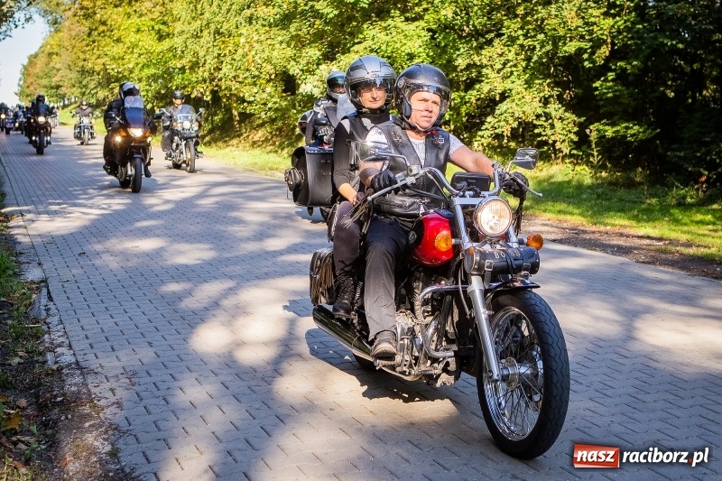Zdjęcie w galerii na portalu naszraciborz.pl: Motocyklowe Nieszpory Dziękczynne w Pietrowicach Wielkich wiadomości z regionu