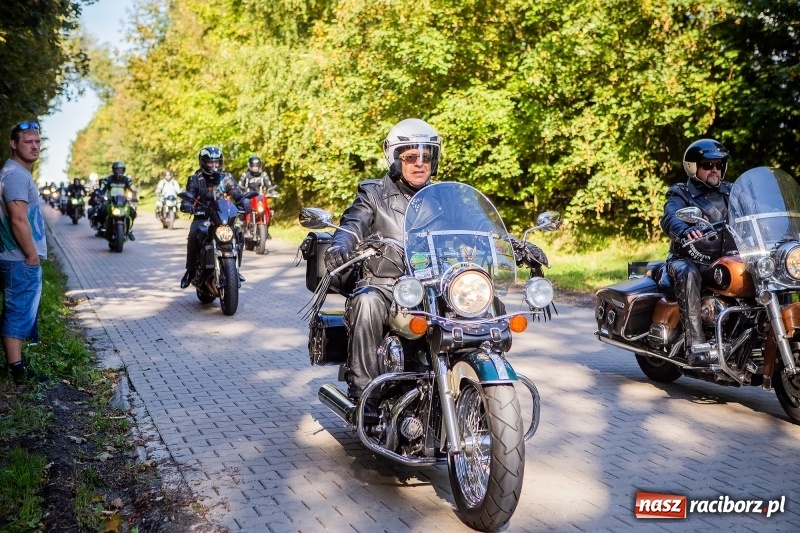 Zdjęcie w galerii na portalu naszraciborz.pl: Motocyklowe Nieszpory Dziękczynne w Pietrowicach Wielkich wiadomości z regionu