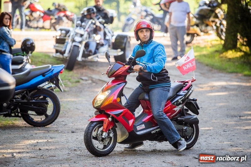 Zdjęcie w galerii na portalu naszraciborz.pl: Motocyklowe Nieszpory Dziękczynne w Pietrowicach Wielkich wiadomości z regionu