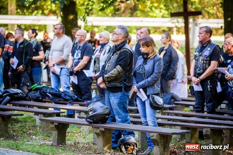 Zdjęcie w galerii na portalu naszraciborz.pl: Motocyklowe Nieszpory Dziękczynne w Pietrowicach Wielkich wiadomości z regionu