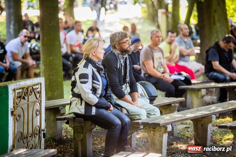 Zdjęcie w galerii na portalu naszraciborz.pl: Motocyklowe Nieszpory Dziękczynne w Pietrowicach Wielkich wiadomości z regionu
