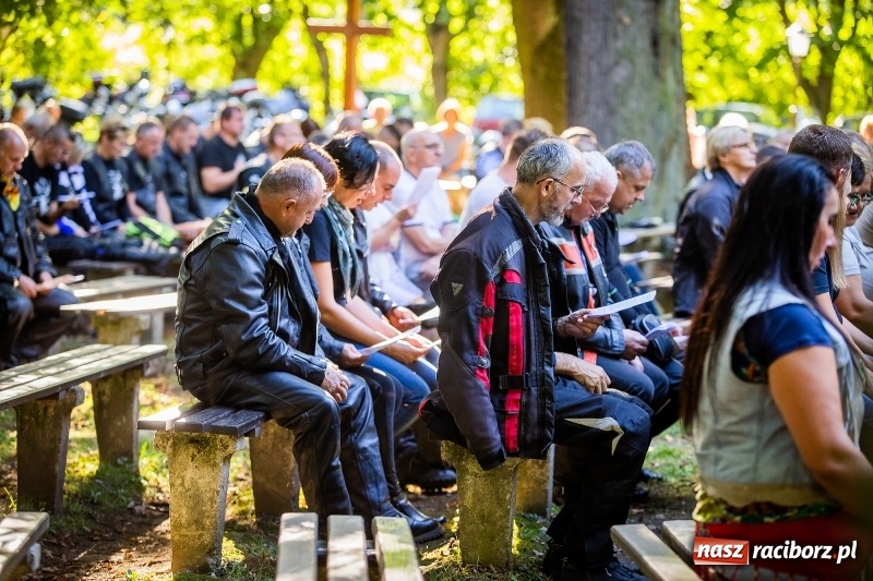 Zdjęcie w galerii na portalu naszraciborz.pl: Motocyklowe Nieszpory Dziękczynne w Pietrowicach Wielkich wiadomości z regionu