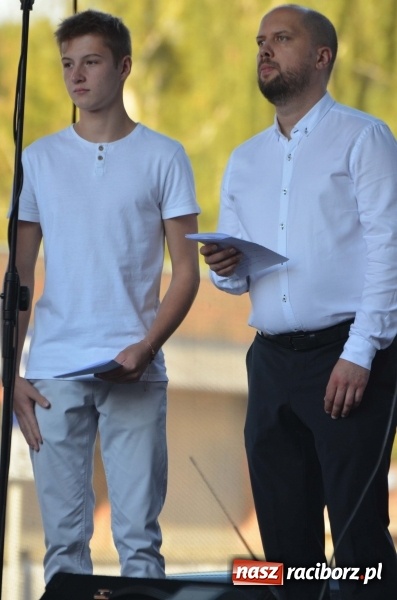 Zdjęcie w galerii na portalu naszraciborz.pl: Koncert Finałowy XXVII Festiwalu Spotkałem Pana na Placu Dominikańskim wiadomości z regionu