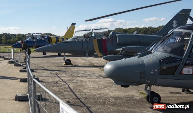 Zdjęcie w galerii na portalu naszraciborz.pl: Latająca Ostrawa! Zakończenie Dni NATO & Dni Sił Powietrznych AczR wiadomości z regionu