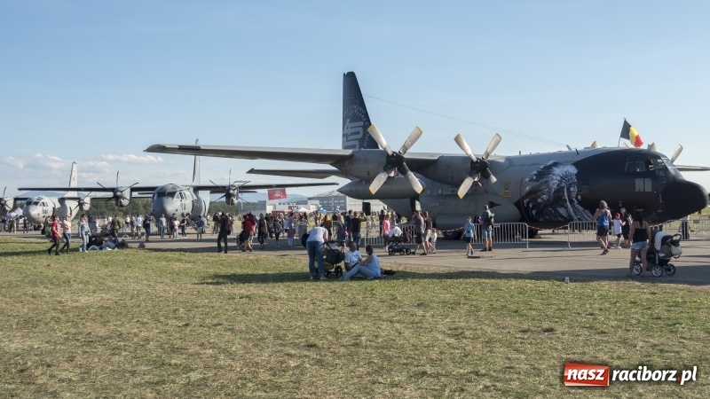 Zdjęcie w galerii na portalu naszraciborz.pl: Latająca Ostrawa! Zakończenie Dni NATO & Dni Sił Powietrznych AczR wiadomości z regionu
