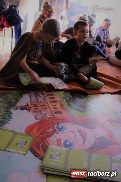 Zdjęcie w galerii na portalu naszraciborz.pl: Promocja Bajkowej Odry w Gminnym Centrum Kultury w Nędzy wiadomości z regionu