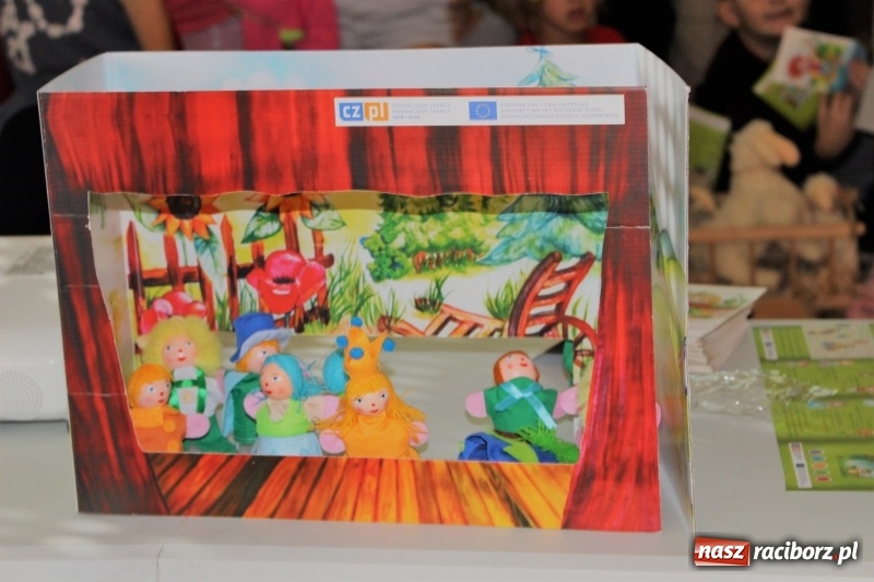 Zdjęcie w galerii na portalu naszraciborz.pl: Promocja Bajkowej Odry w Gminnym Centrum Kultury w Nędzy wiadomości z regionu