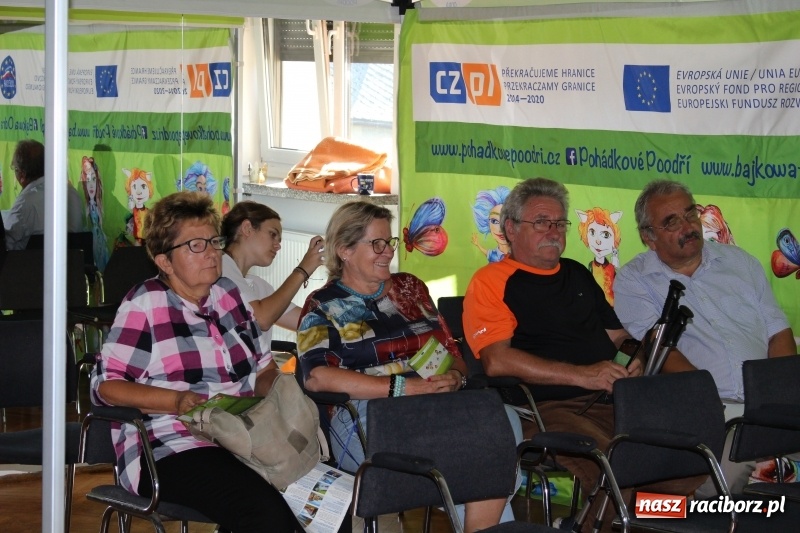 Zdjęcie w galerii na portalu naszraciborz.pl: Promocja Bajkowej Odry w Gminnym Centrum Kultury w Nędzy wiadomości z regionu