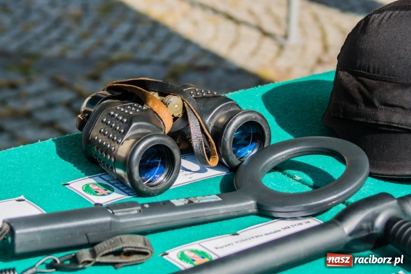 Zdjęcie w galerii na portalu naszraciborz.pl: Zakład Karny w Raciborzu ma od dziś sztandar FOTO i WIDEO  wiadomości z regionu