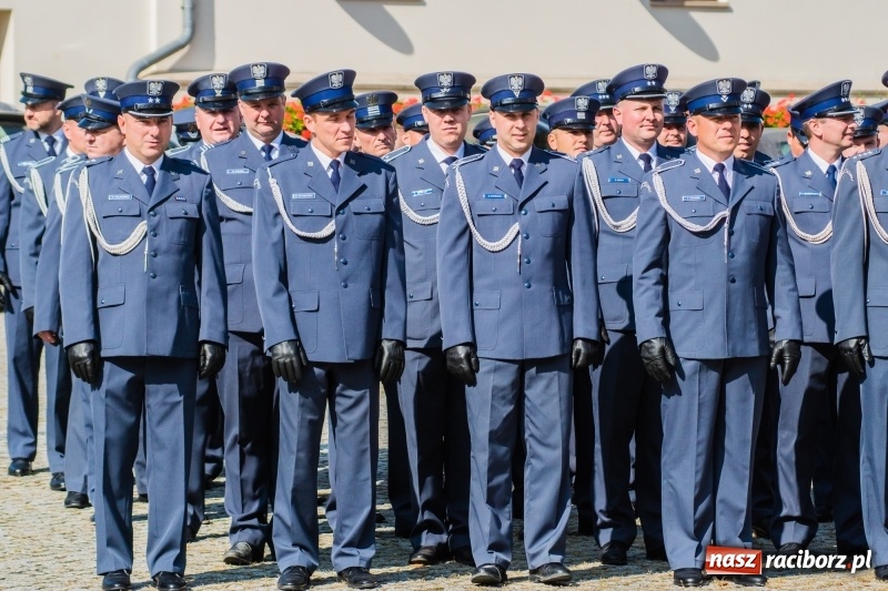 Zdjęcie w galerii na portalu naszraciborz.pl: Zakład Karny w Raciborzu ma od dziś sztandar FOTO i WIDEO  wiadomości z regionu