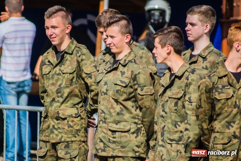 Zdjęcie w galerii na portalu naszraciborz.pl: Zakład Karny w Raciborzu ma od dziś sztandar FOTO i WIDEO  wiadomości z regionu