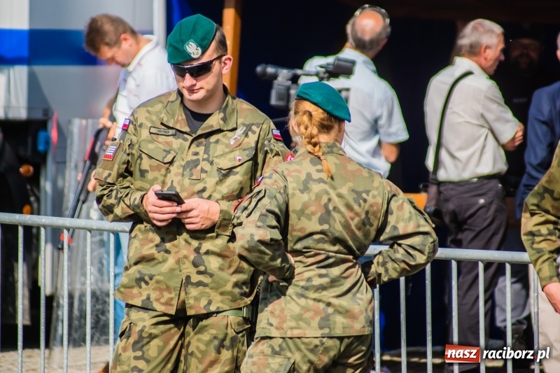 Zdjęcie w galerii na portalu naszraciborz.pl: Zakład Karny w Raciborzu ma od dziś sztandar FOTO i WIDEO  wiadomości z regionu